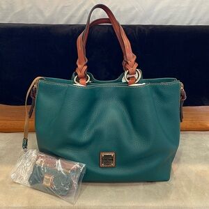 D&B Green Large Zip Barlow